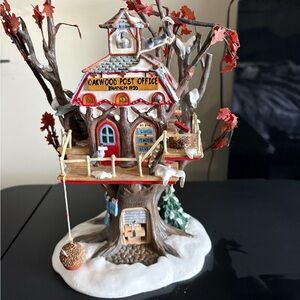 Department 56 Oakwood Post Office Treehouse Decor with Red and Brown Accents